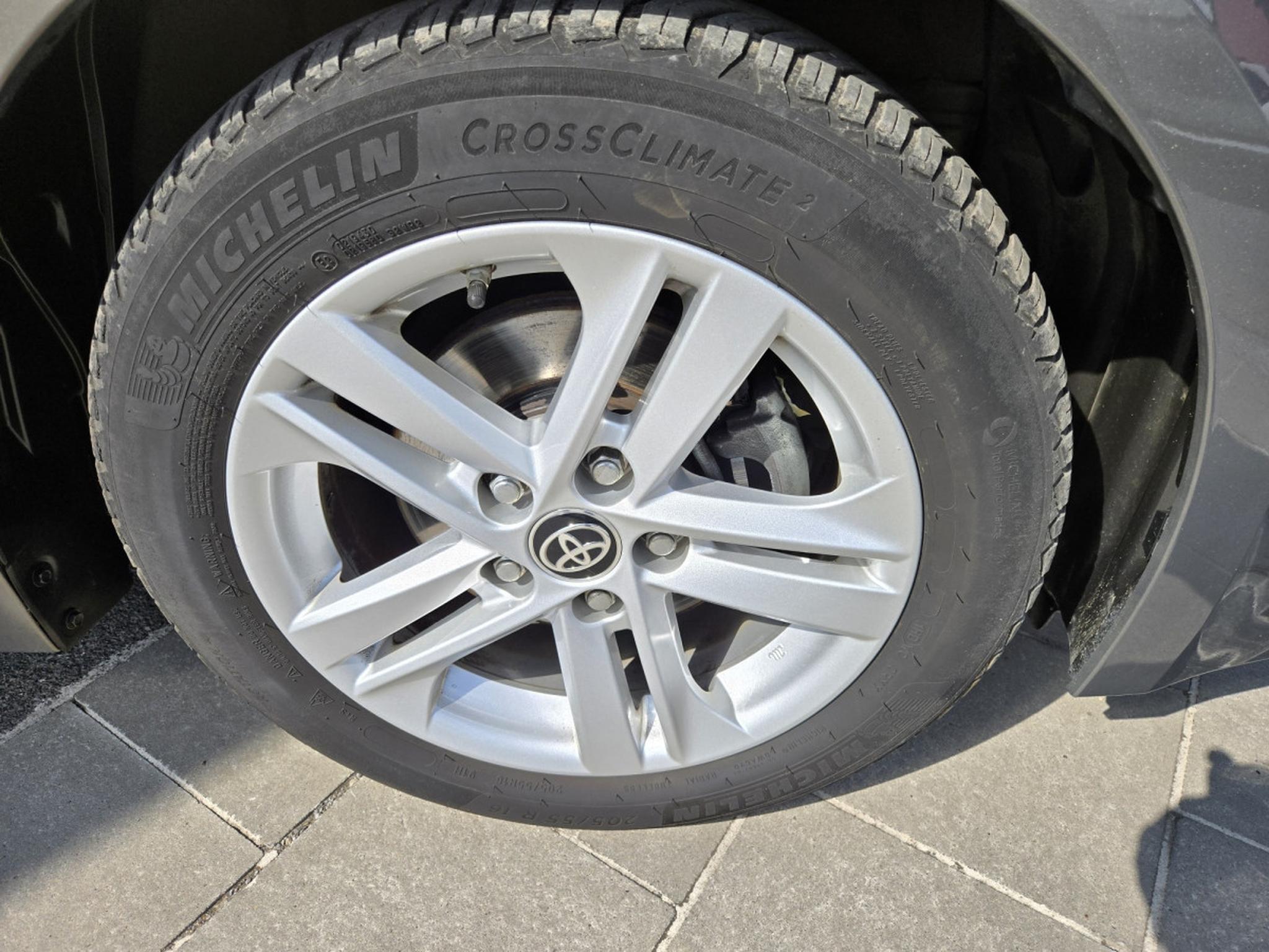 Toyota Corolla – Image 2