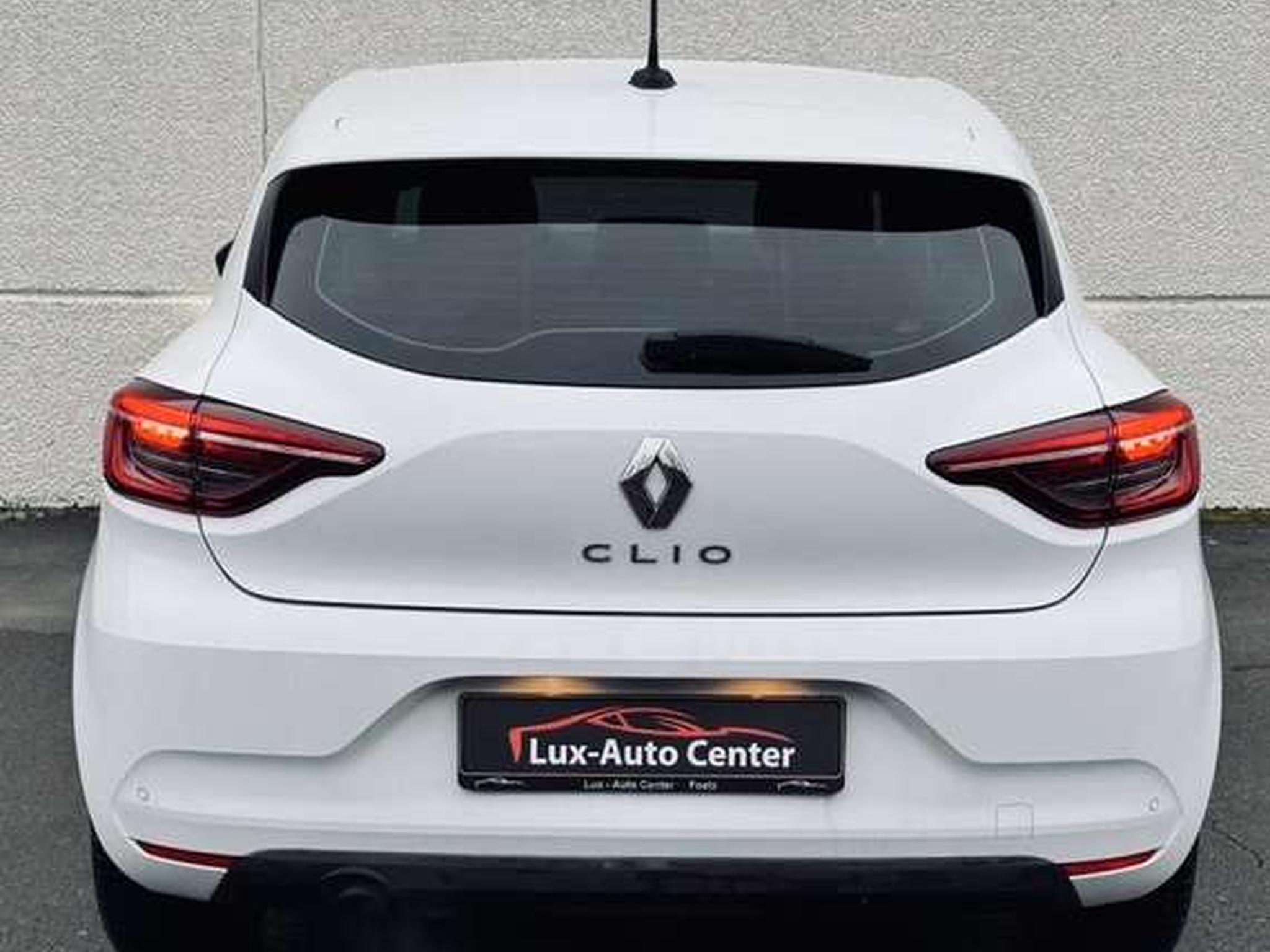 Renault Clio – Image 7