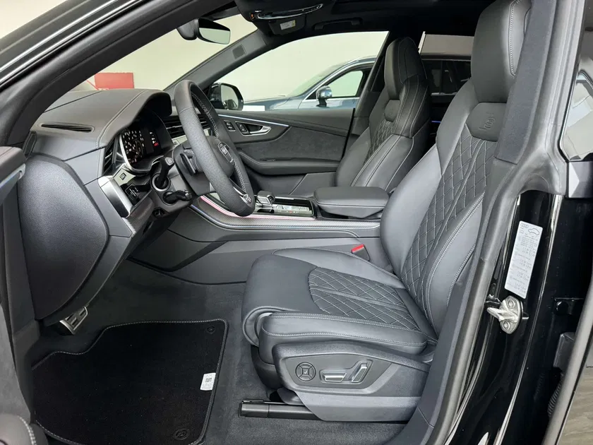 Audi Q8 – Image 19