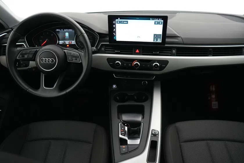 Audi A4 – Image 18