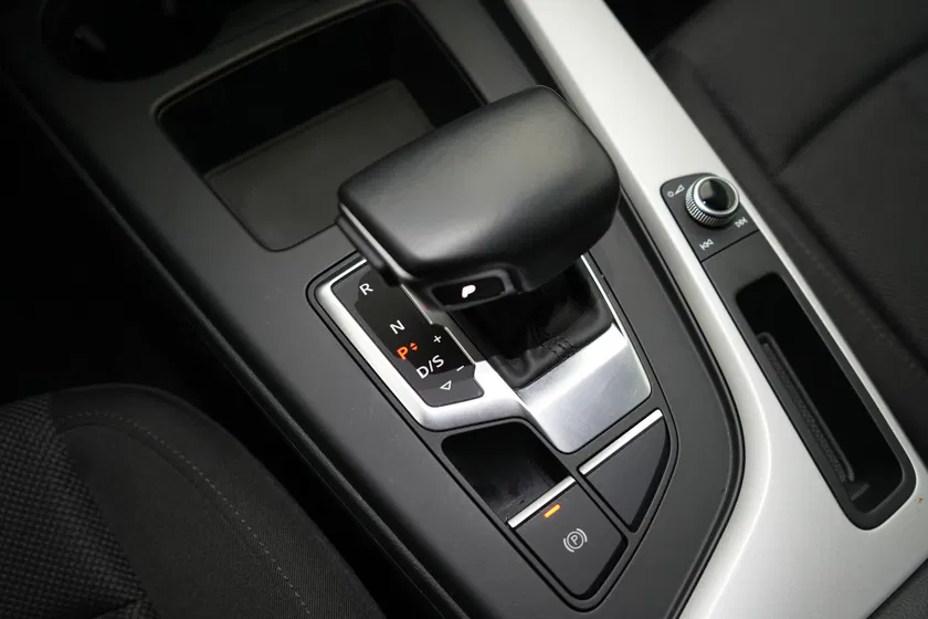 Audi A4 – Image 11
