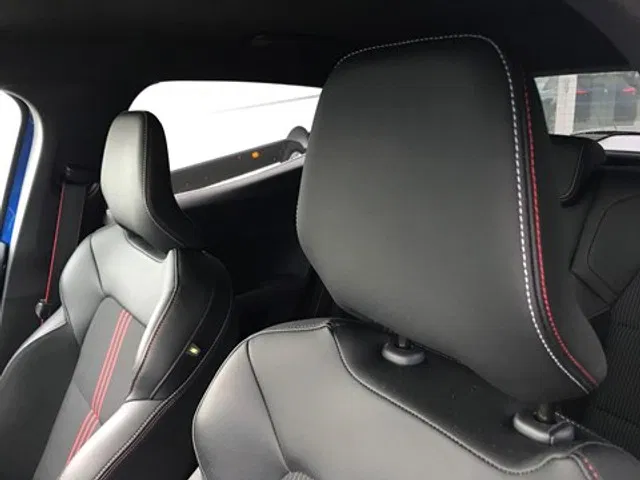 Renault Clio – Image 37