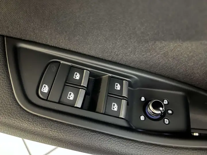 Audi A4 – Image 7