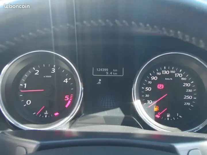 Renault Latitude – Image 9