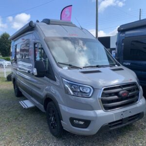 fourgon  LMC INNOVAN 590 NEW EDITION BOITE AUTO NEUF