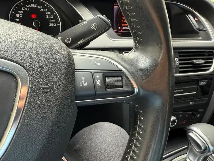Audi A4 – Image 8