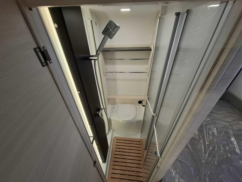 caravane CARAVELAIR 475 EXCLUSIVE LINE NEUF – Image 5