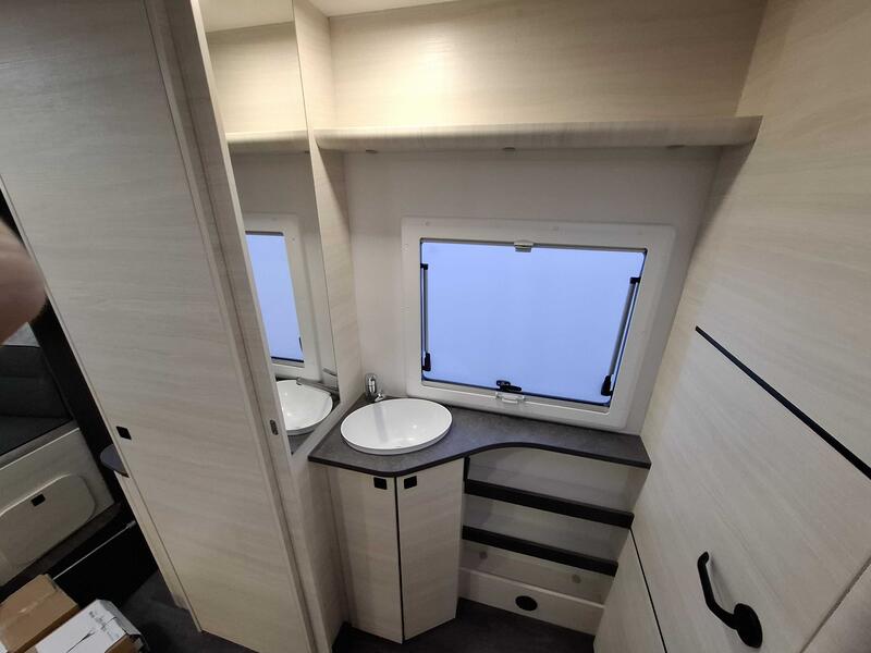 caravane CARAVELAIR 475 EXCLUSIVE LINE NEUF – Image 8