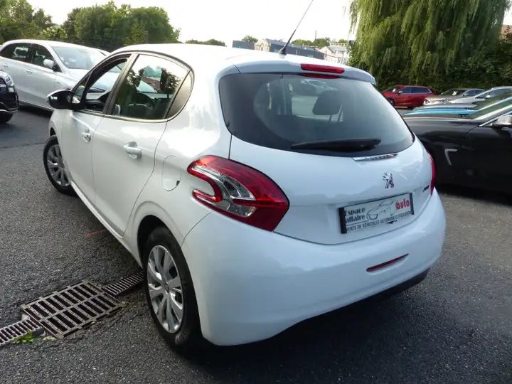 Peugeot 208 – Image 17